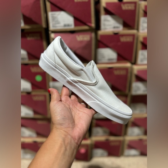 Vans Classic Slip-On Shoe in True White - Picture 7 of 10